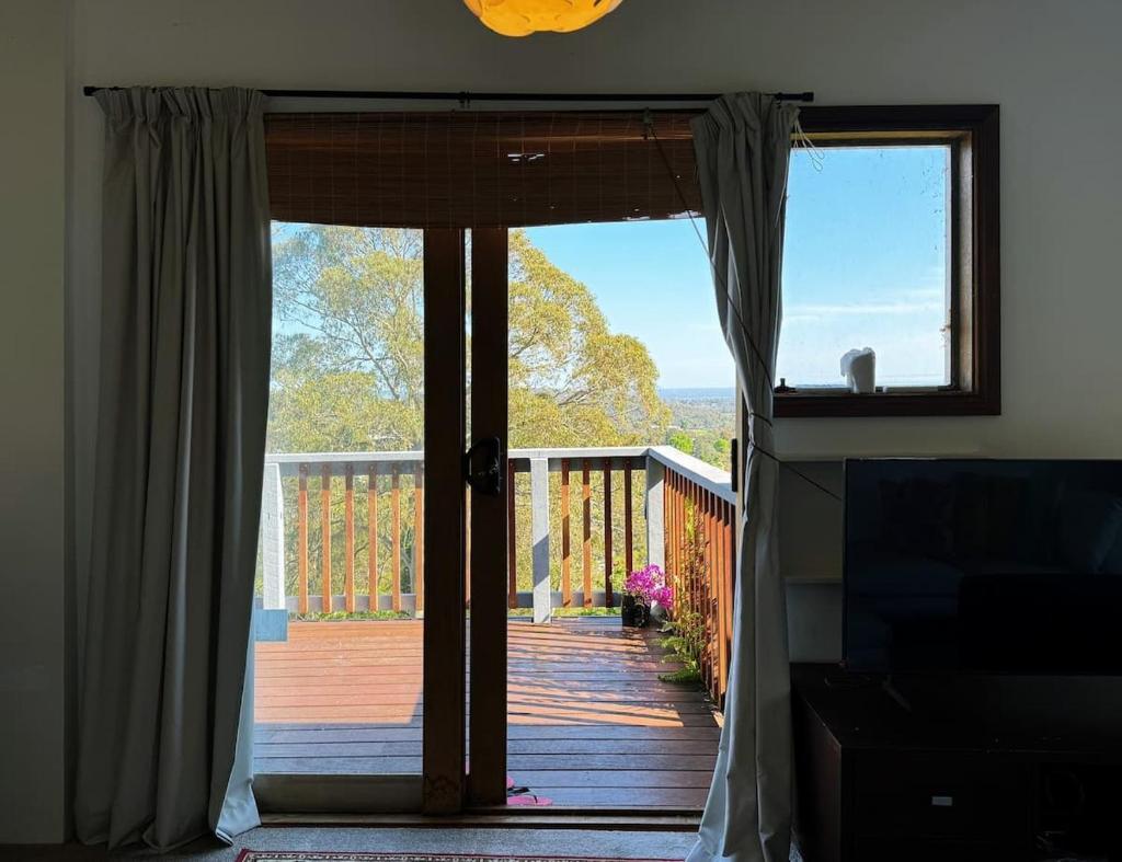 Cozy 3BR in Upwey Villa Scenic Dandenongs Mountain Views photo 4