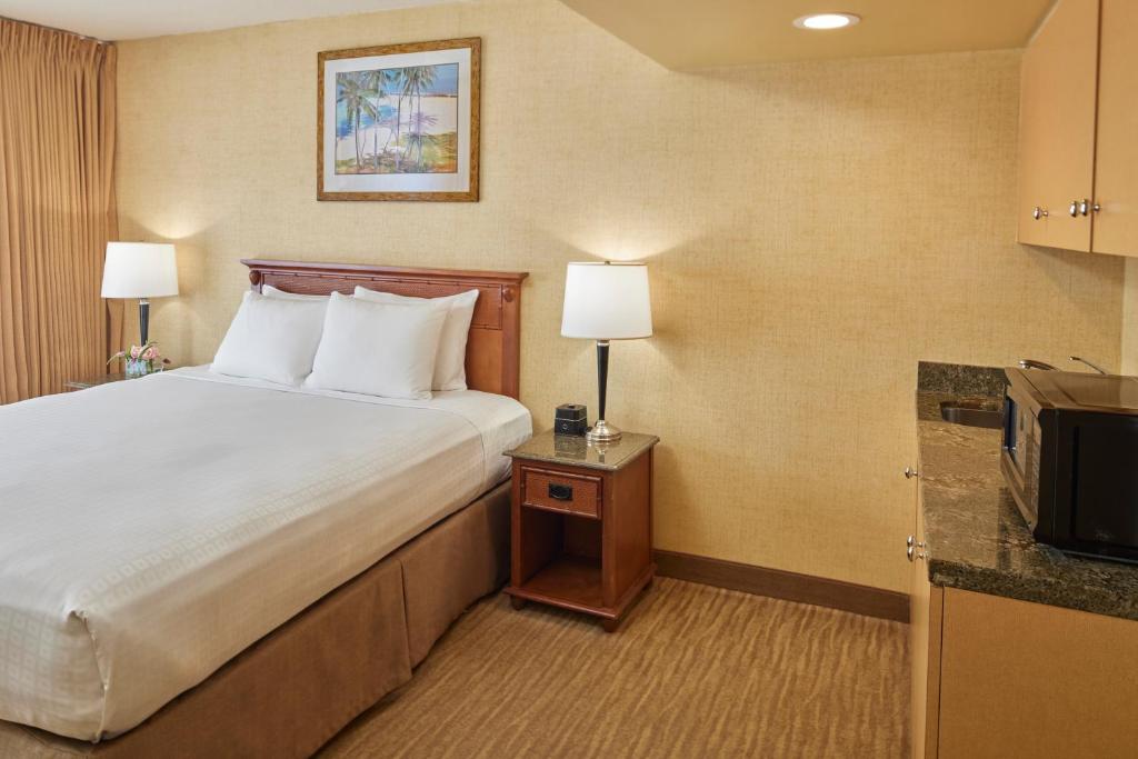 Waikiki Resort Hotel image