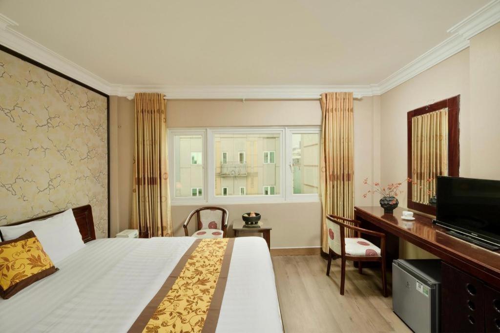 Cosmo Sai Gon Central Hotel