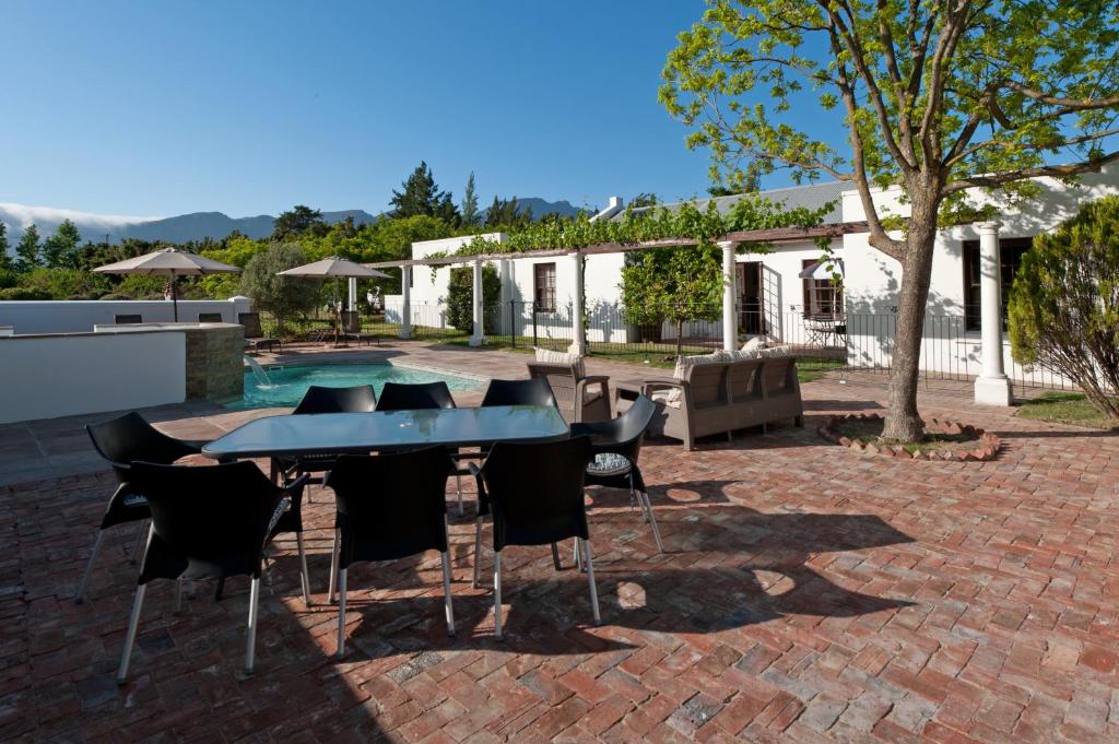 La Galiniere Guest Cottages photo 1