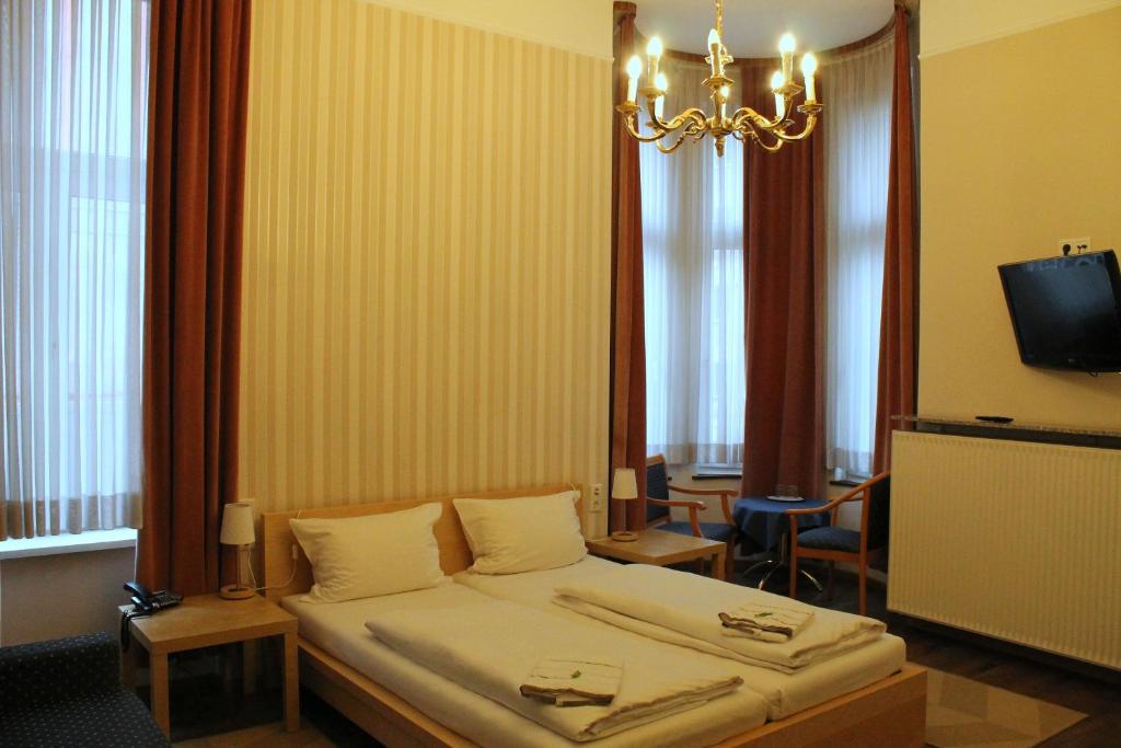 Двухместный (Улучшенный двухместный номер с 1 кроватью), Hotel Weidenhof