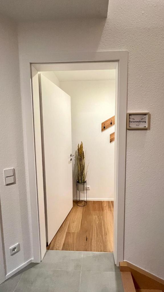 Modernes Mini-Apartment in Kehl Kork - Tap to explore photos