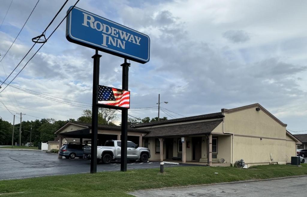 Rodeway Inn image
