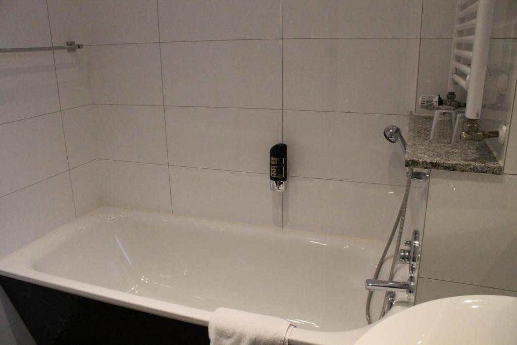 Двухместный (Улучшенный двухместный номер с 1 кроватью), Hotel Weidenhof