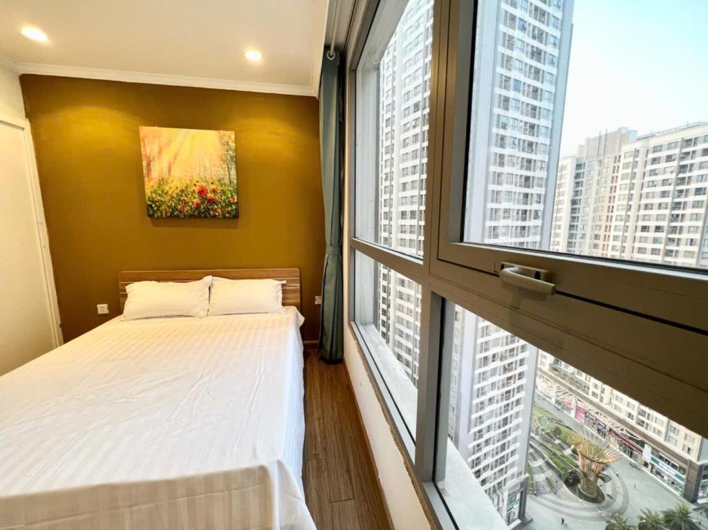 BOM HOMES- Vinhomes Timescity-3Br-Luxury Apt