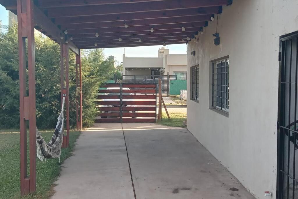 Casa con pileta y 3 dormitorios photo 3