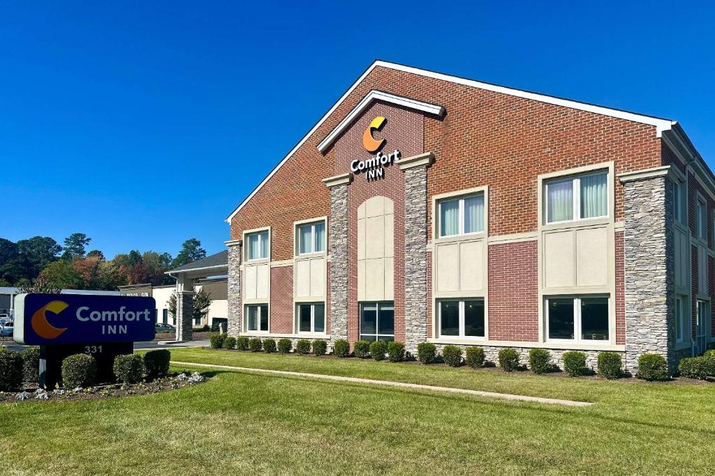 Comfort Inn Williamsburg Gateway image