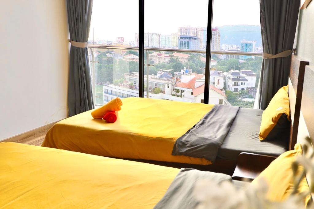 BeachSide Suites - CSJ Vũng Tàu Tower, Ocean-Sky View and BeachFont