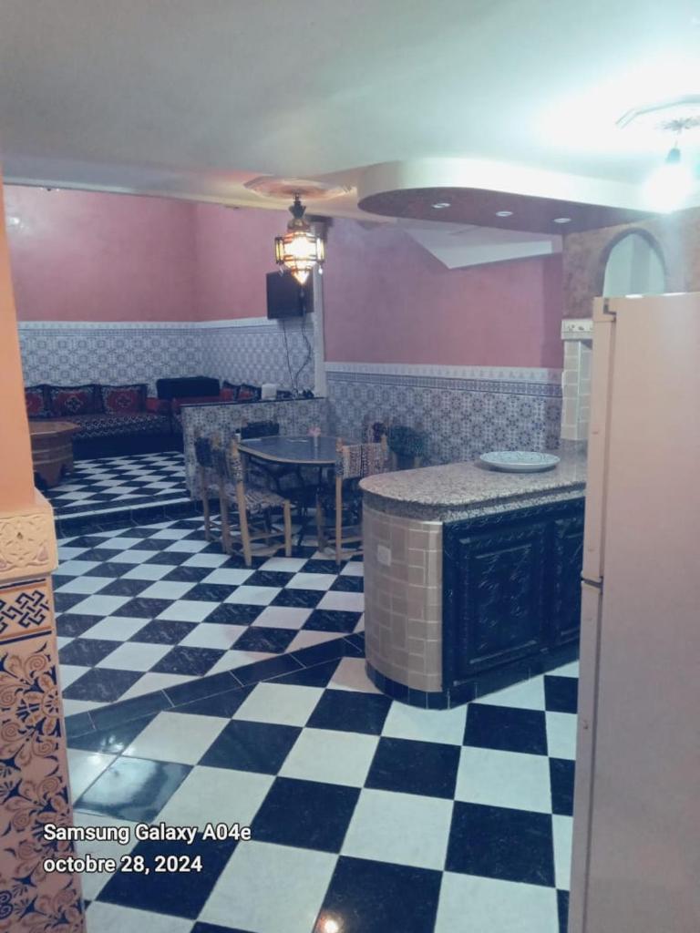 Riad with swimming pool - Tap to explore photos
