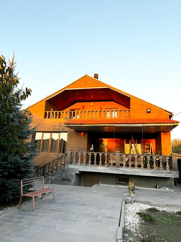 Dzoraghbyur G House