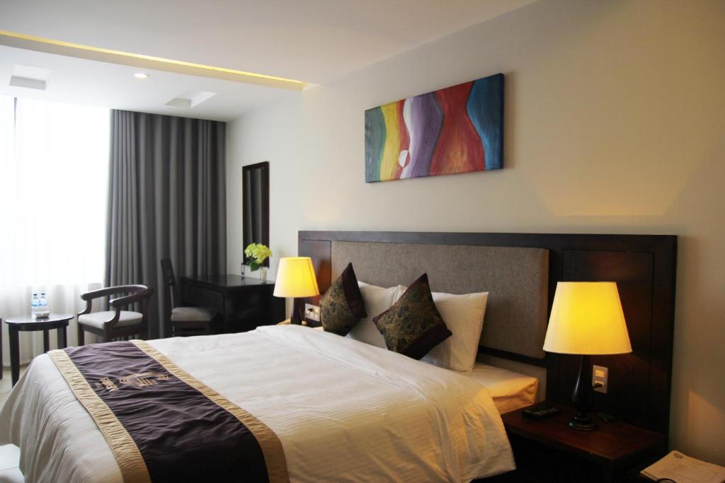 Golden Quang Tri Hotel