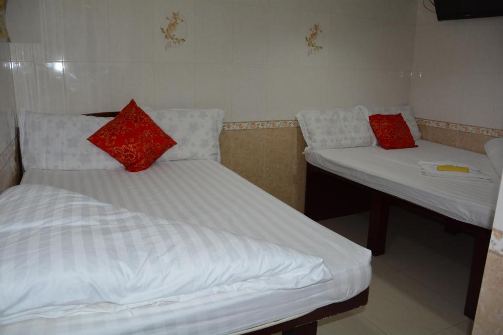 Трехместный (Трехместный номер «Комфорт» с душем), Everest Hostel