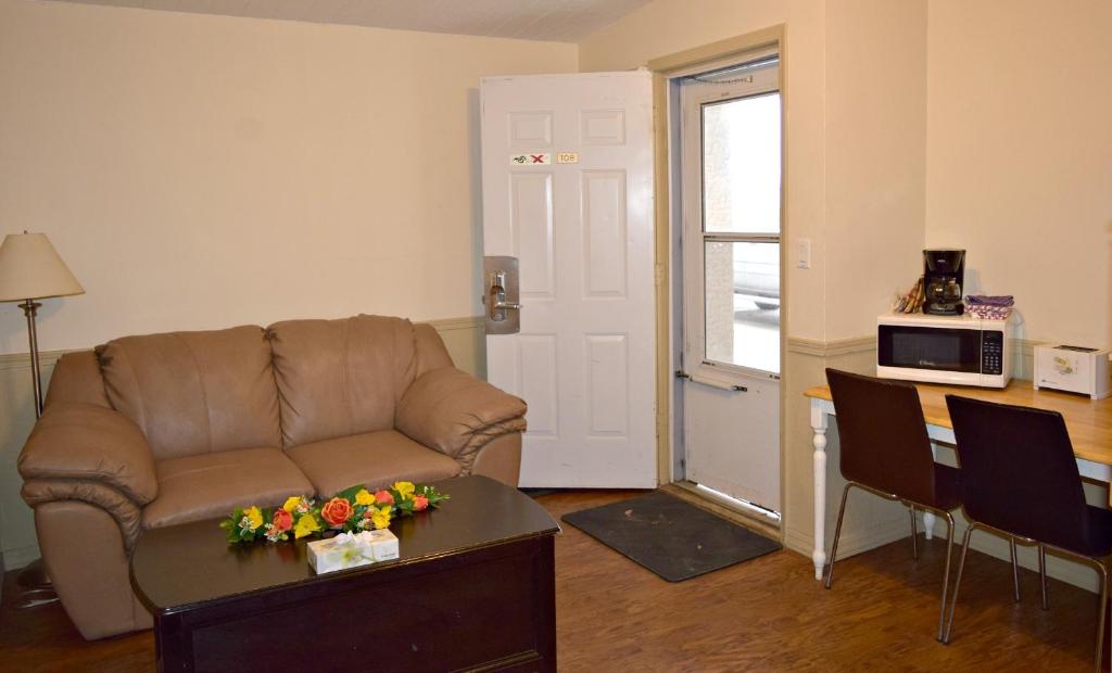 Centre Suite Inns Motel photo 4