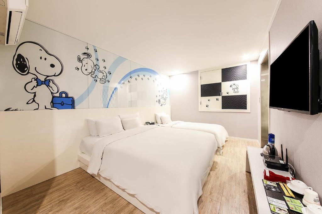 The Oreun Echae Hotel - Tap to explore photos
