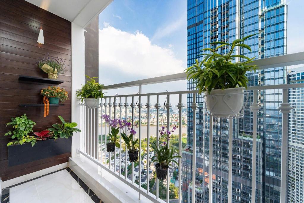 King bed bathtub - Near the Lake