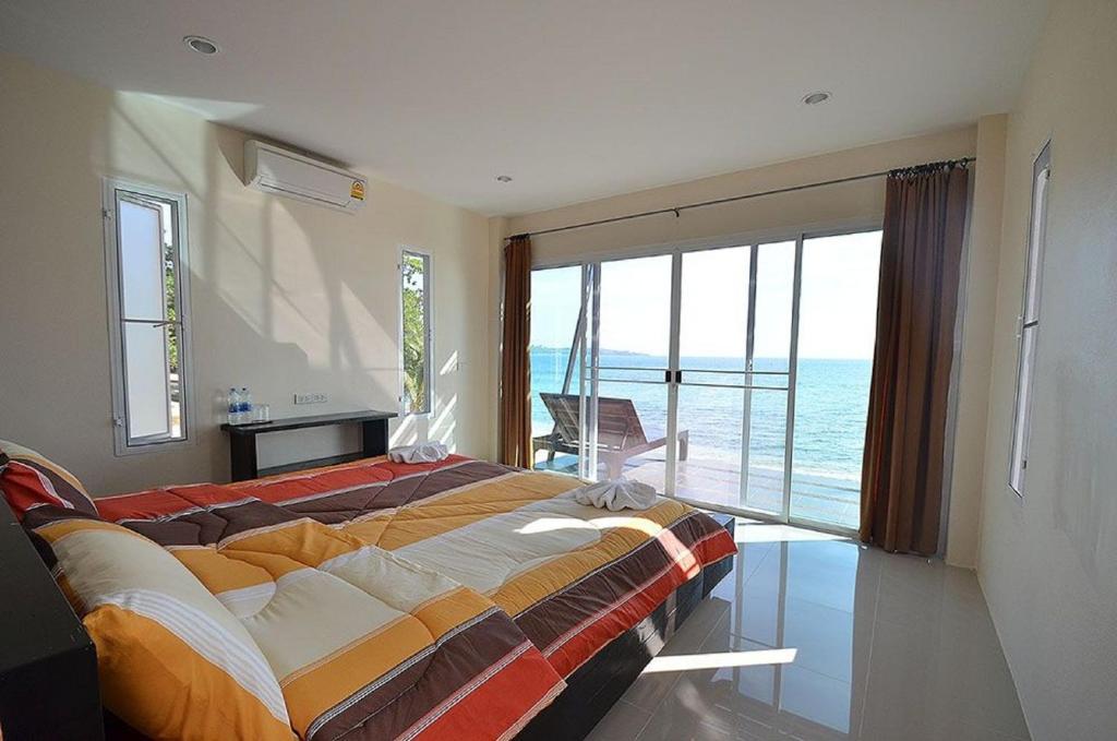 Ao Pong Resort photo 2