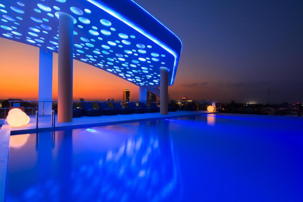SUN & MOON, Urban Hotel photo 1