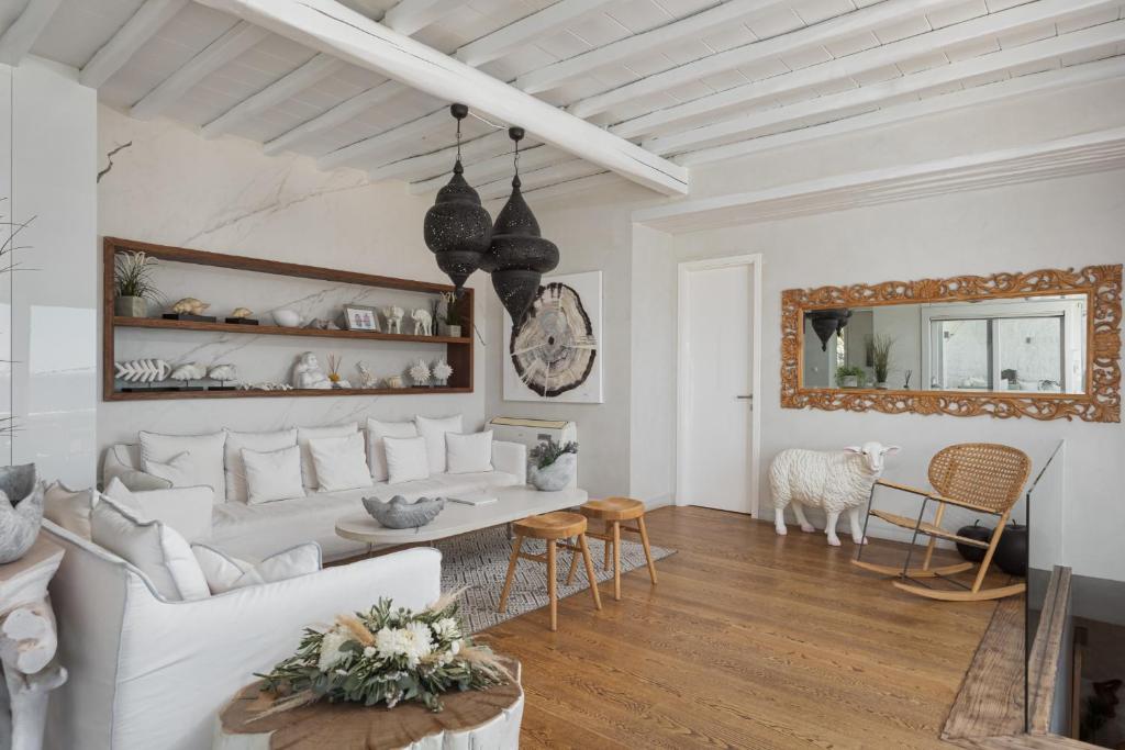 Villa Daloli Mykonos - Tap to explore photos