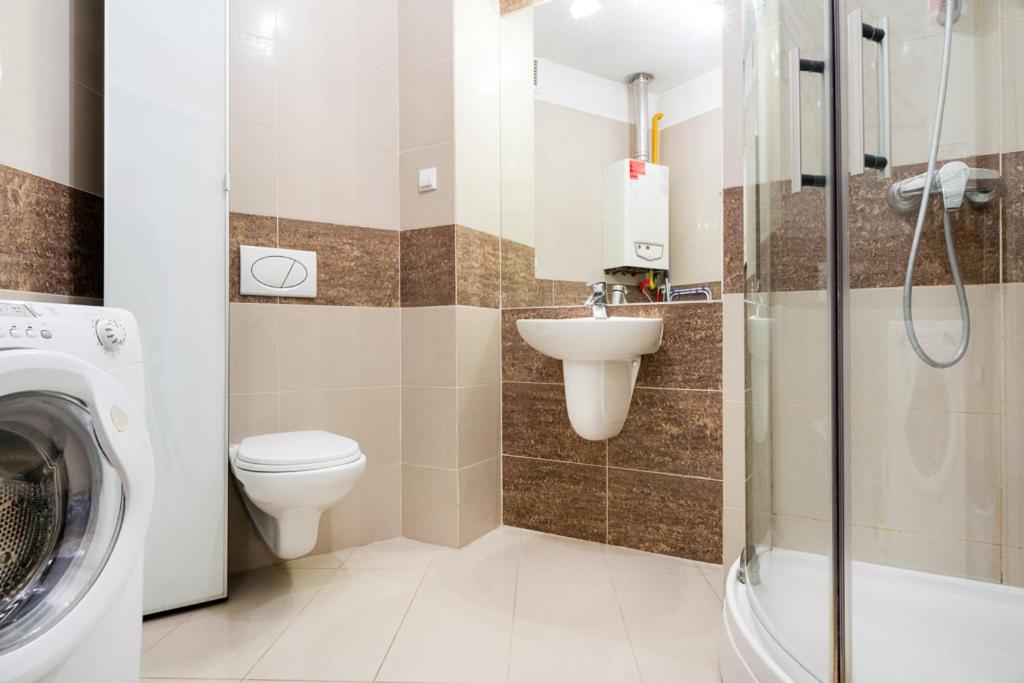 Апартаменты (Апартаменты (для 5 взрослых): ул. Studencka, 1), Pokoje Bagatela Stare Miasto