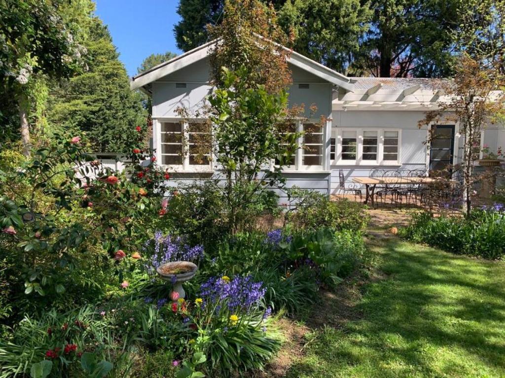 Craigend, Leura Mall - 3 Mins Walk to Shops photo 1