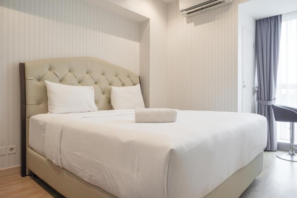 Comfort Stay 1BR at Branz BSD City Apartment By Travelio, Tangerang