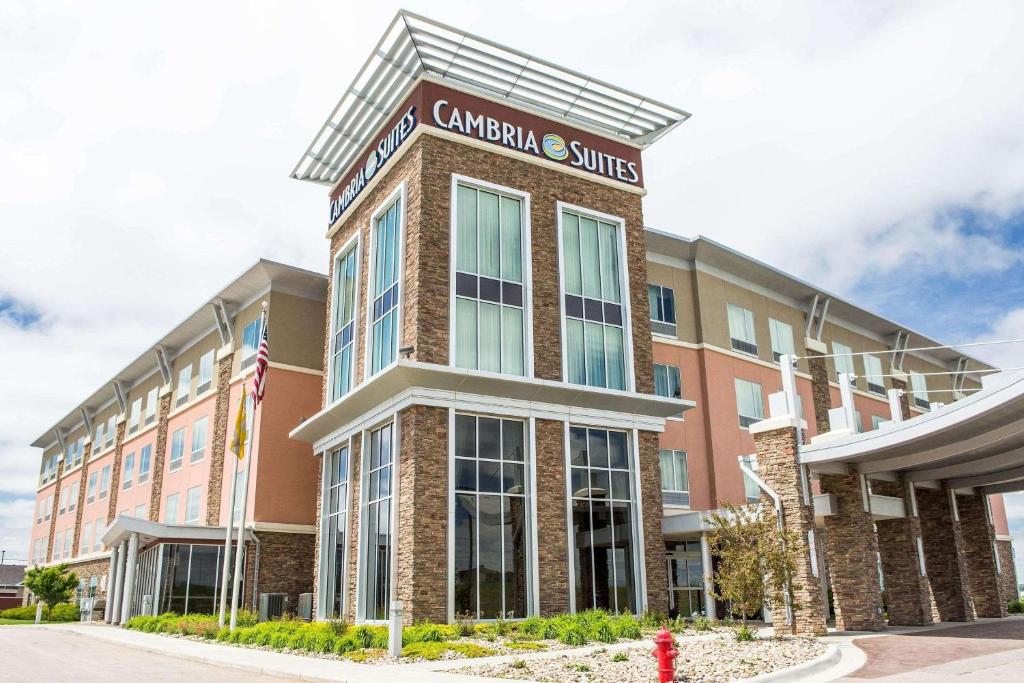Cambria Hotel Rapid City near Mount Rushmore image