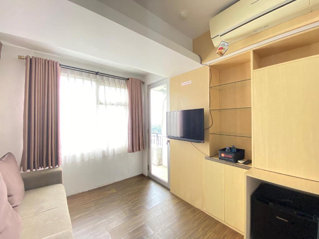 Relaxing 2BR Apartment at The Jarrdin Cihampelas By Travelio, Bandung