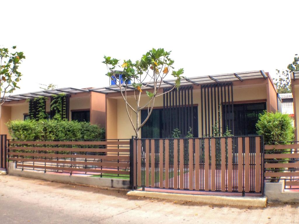 Fairtex Residence Pattaya photo 3