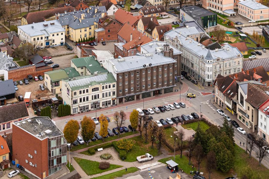 Grand Hotel Viljandi - Tap to explore photos