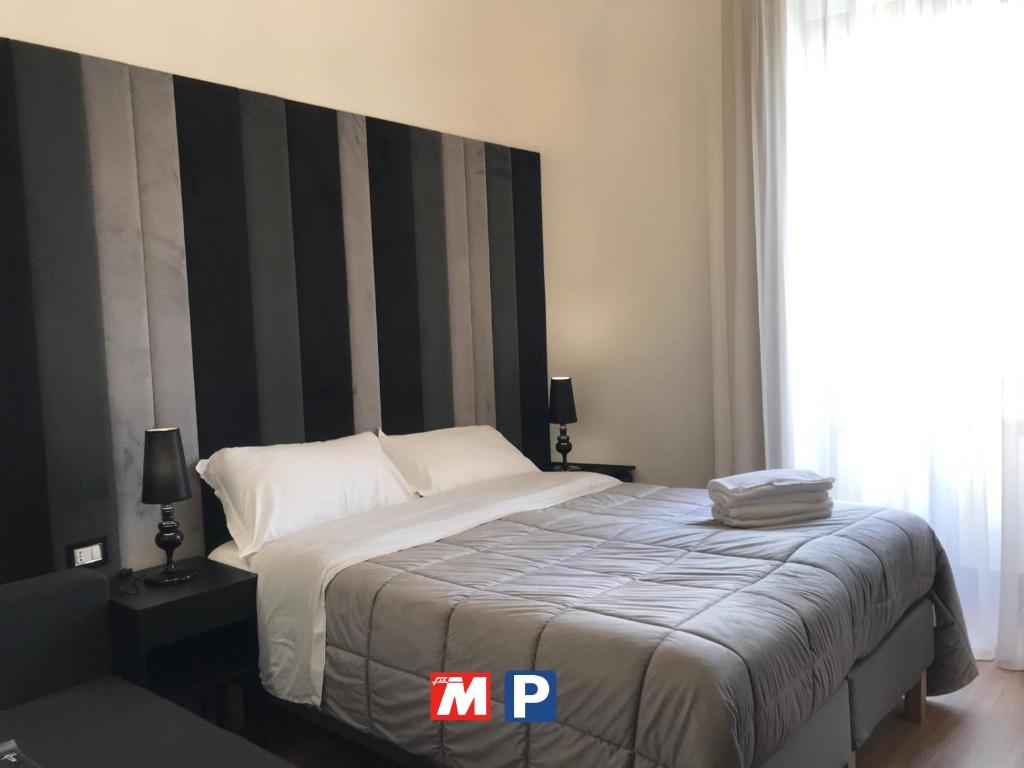 Motta Palace Apartments & Rooms