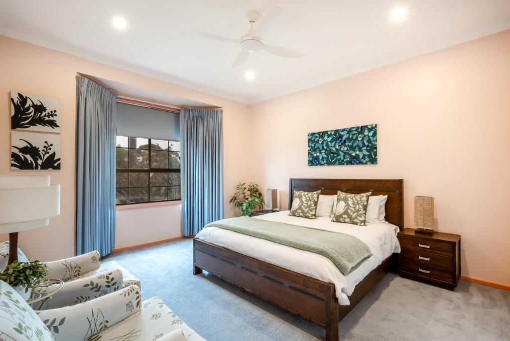 Family Beach House Near Barwon River & Beaches photo 1