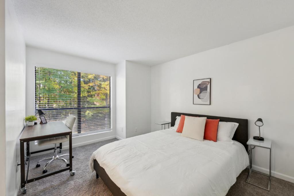 Northcliffe 405 I Fully Furnished 2 Bedroom 2bth image