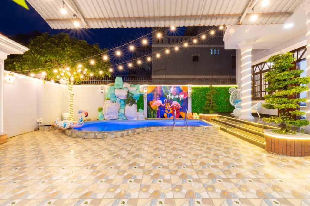 Villa Hồ Bơi HOÀNG MY SUB và Xe máy Free