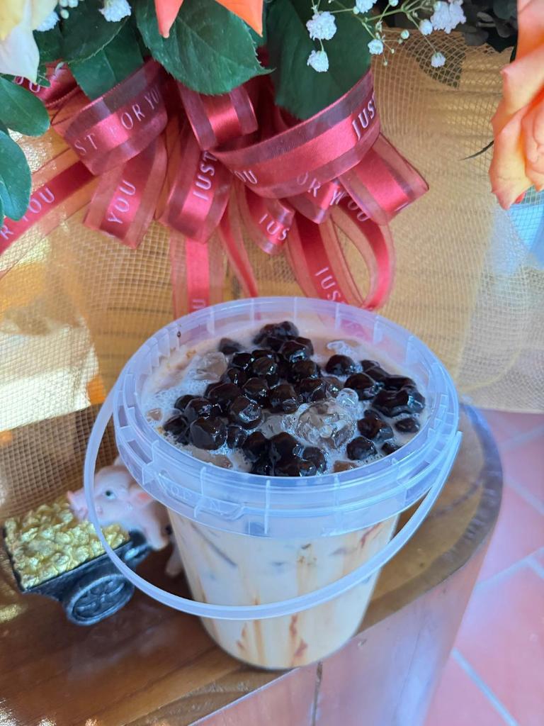 Ỉn Homestay & Café