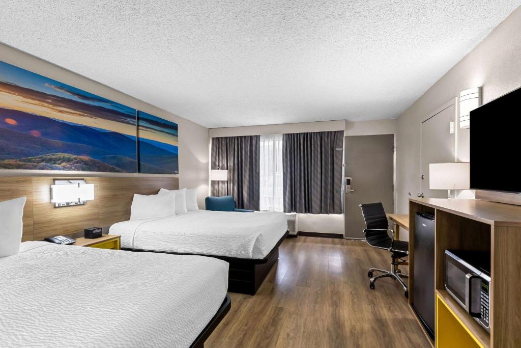 Days Inn by Wyndham Clayton image