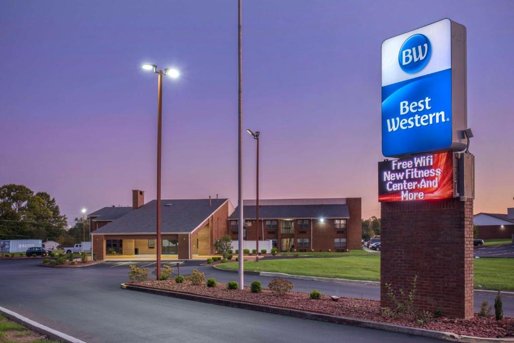 Best Western Campbellsville Inn image