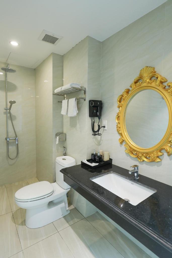 Royal Hotel Thanh Trì