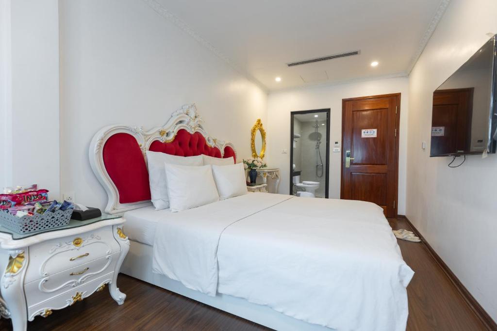 Royal Hotel Thanh Trì