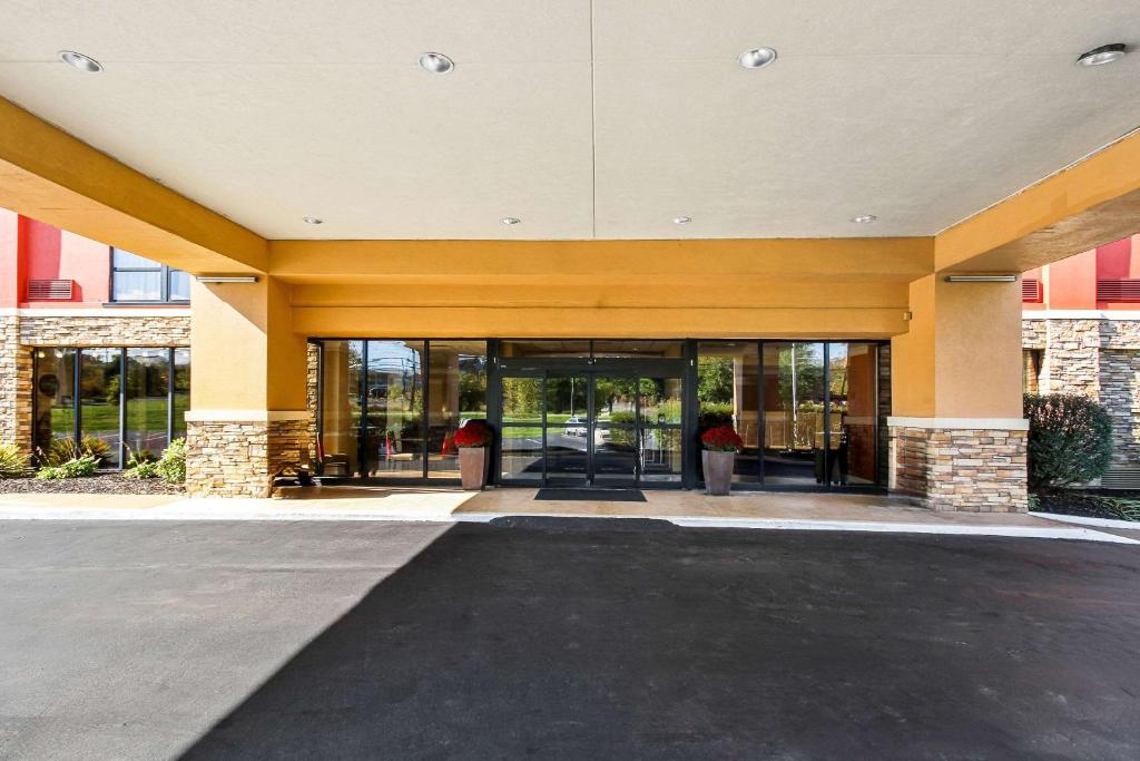 Comfort Inn Cranberry Township image