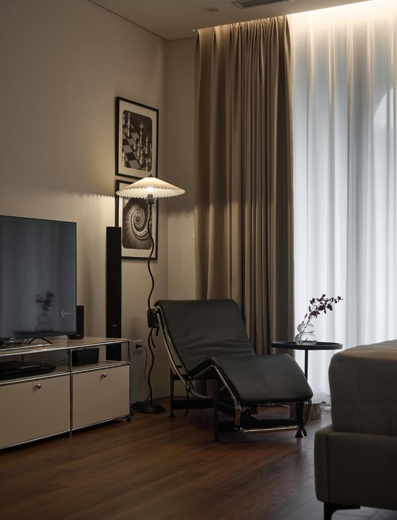 Hota House Tay Ho - House of The Art