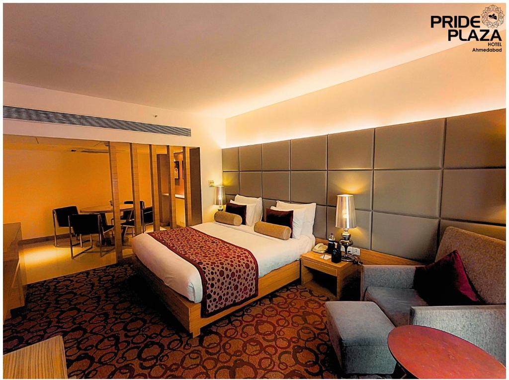 Pride Plaza Hotel, Ahmedabad photo 1