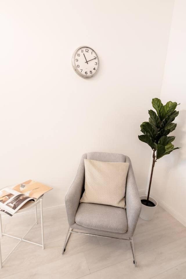 Brand new stylish very central apartment - Tap to explore photos