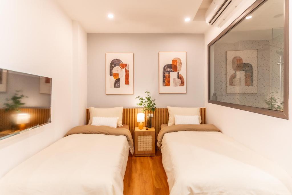 Brand-new Minimal 4private bedrooms Urban quarter Hanoi