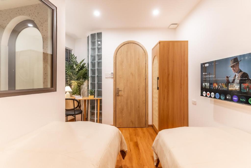 Brand-new Minimal 4private bedrooms Urban quarter Hanoi