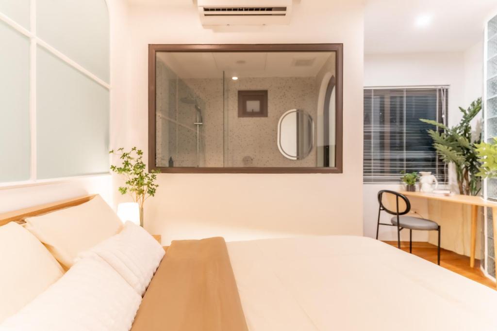 Brand-new Minimal 4private bedrooms Urban quarter Hanoi