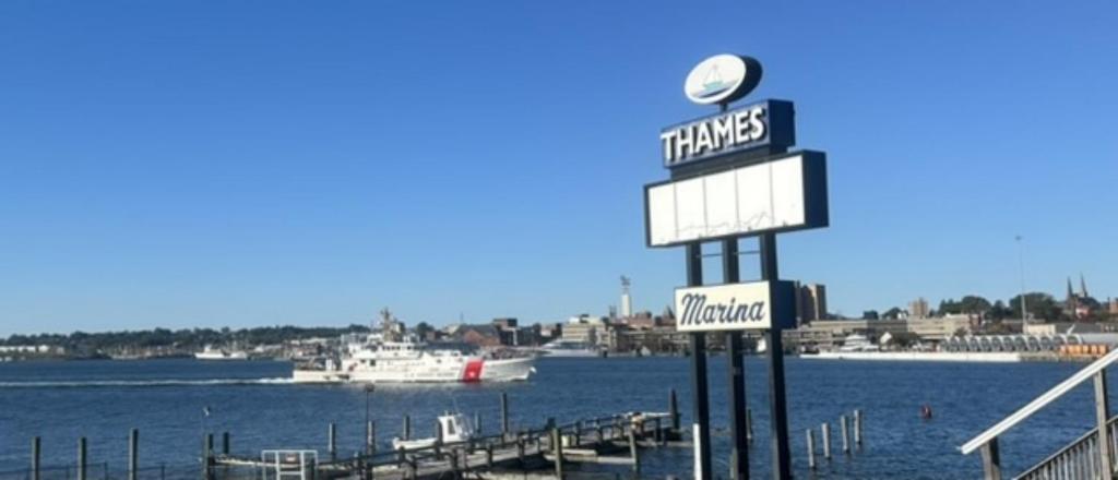 Thames Inn & Marina image