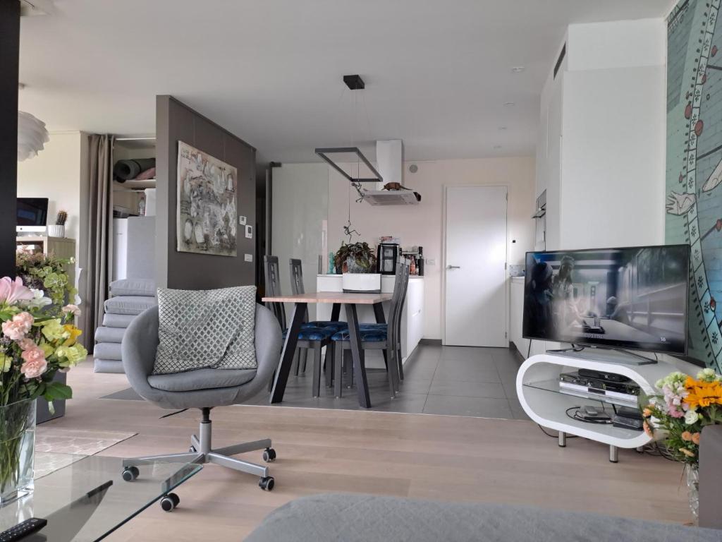 Carlotta Penthouse photo 3