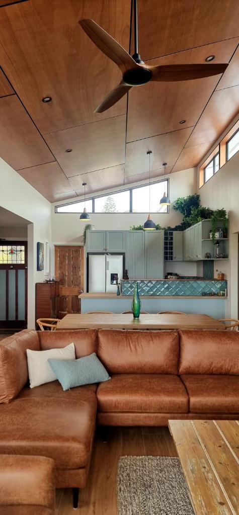 Island House photo 2