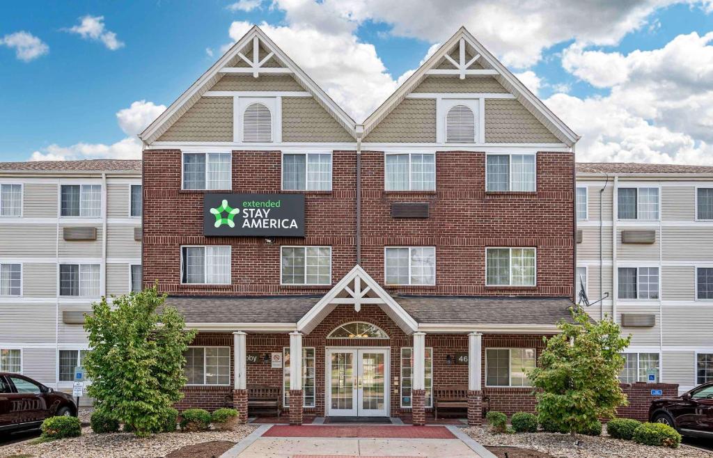 Extended Stay America Suites Cincinnati Blue Ash Reed Hartma image