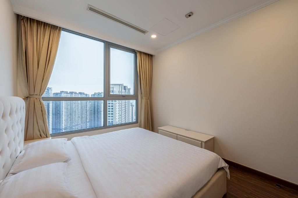 The Landmark Plus Condotel City View